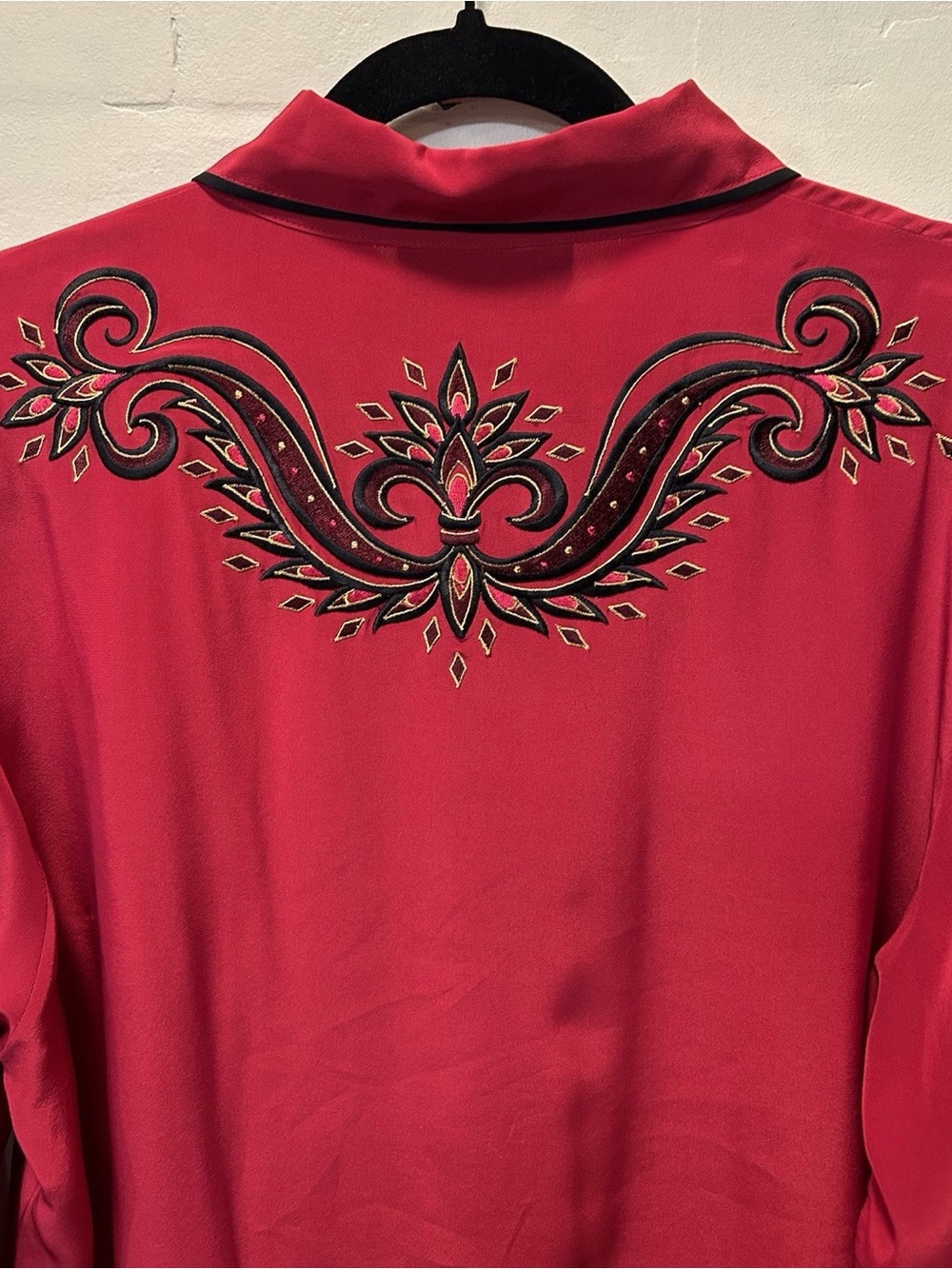 Bob Mackie Wearable Art Red 100% Silk Embroidered Blouse - Picture 6 of 7